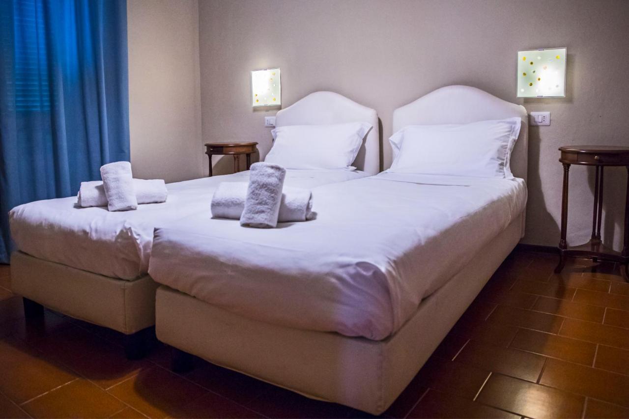 Bastimento Hotel Fiorenzuola d'Arda Luaran gambar